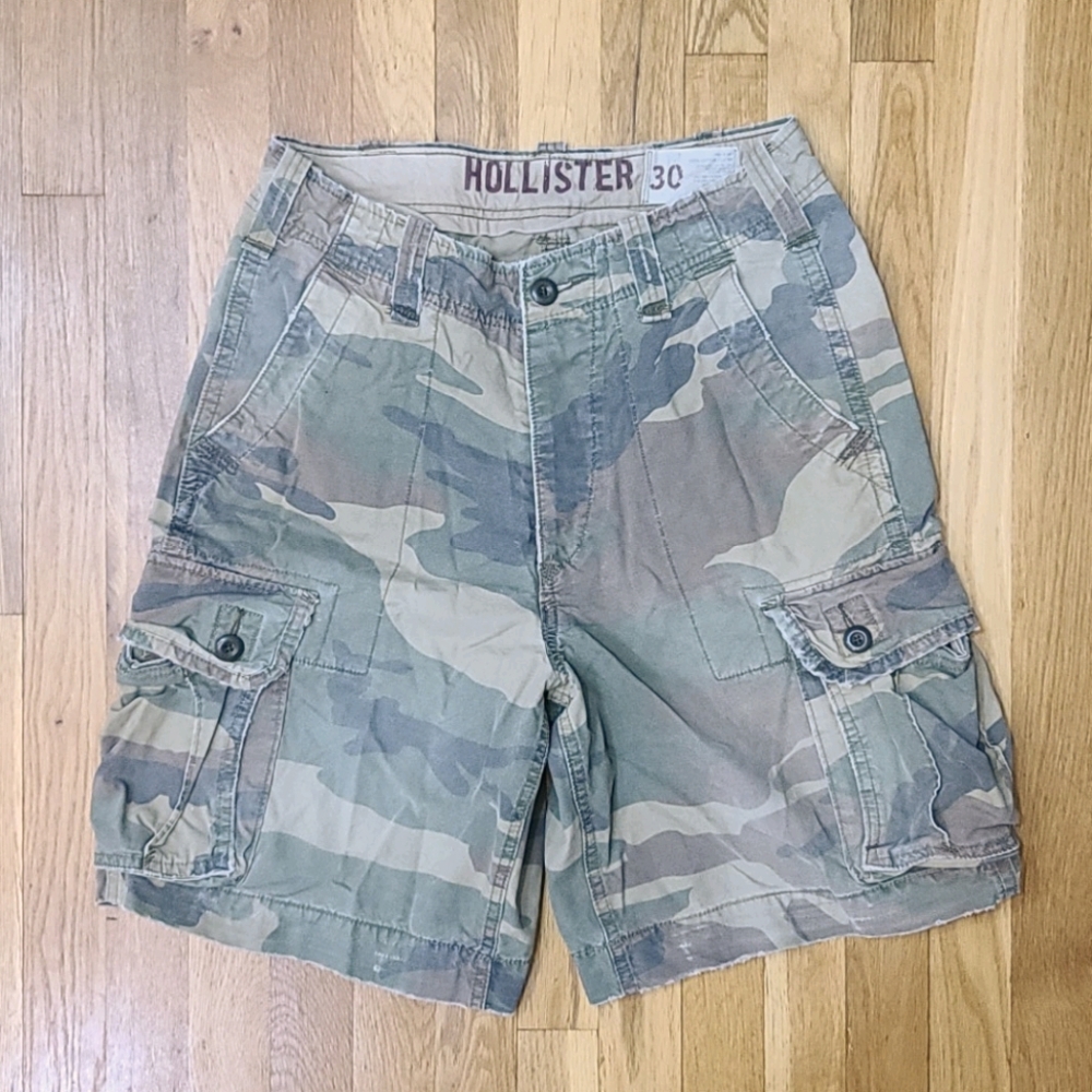 Hollister Cargo Short